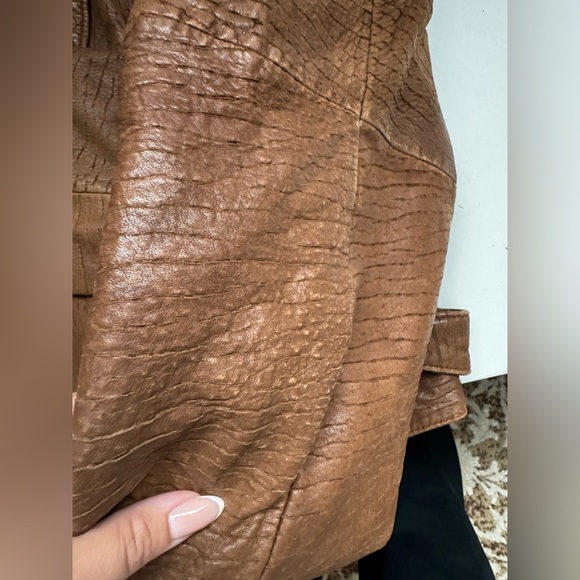 Vintage Leather Jacket - Picture 10 of 11